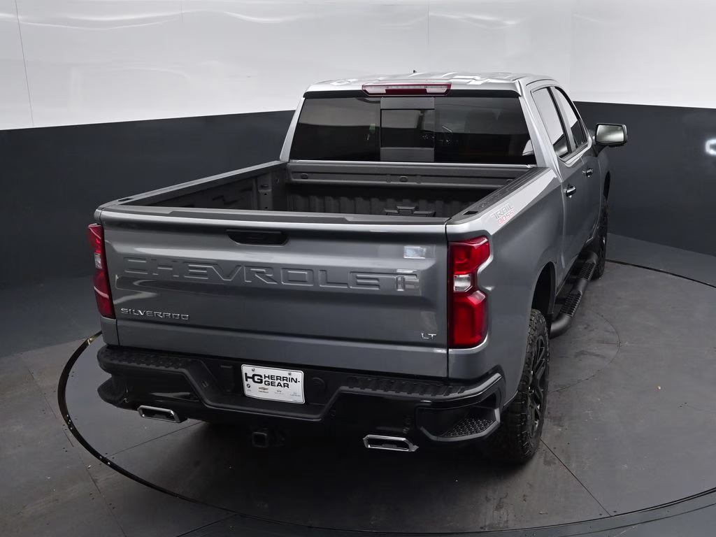 2026 Sterling Gray Metallic Chevrolet Silverado 1500 LT Trail Boss 4X4 Truck