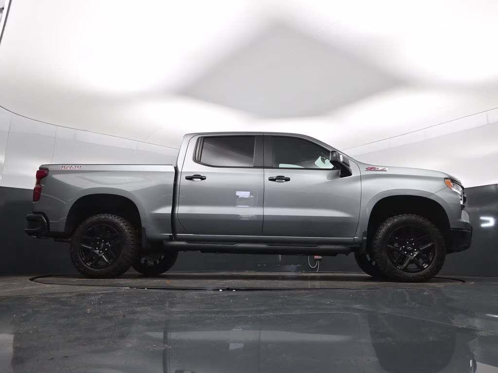 2026 Sterling Gray Metallic Chevrolet Silverado 1500 LT Trail Boss 4X4 Truck