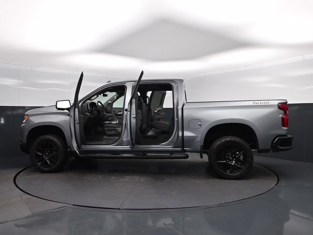 2026 Sterling Gray Metallic Chevrolet Silverado 1500 LT Trail Boss 4X4 Truck