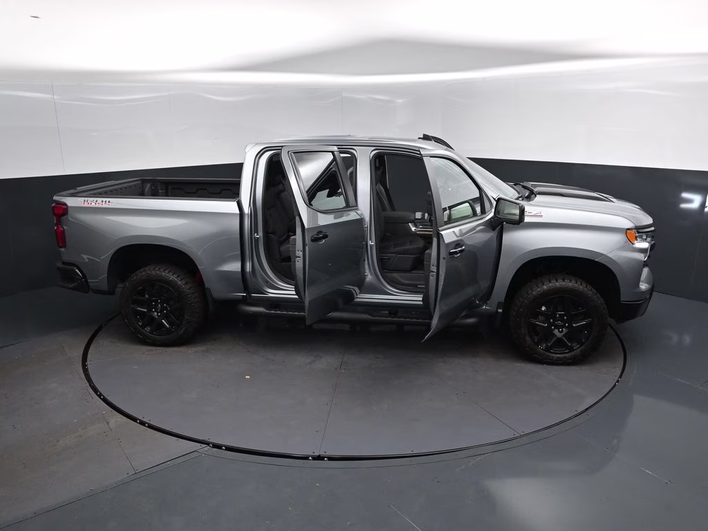 2026 Sterling Gray Metallic Chevrolet Silverado 1500 LT Trail Boss 4X4 Truck