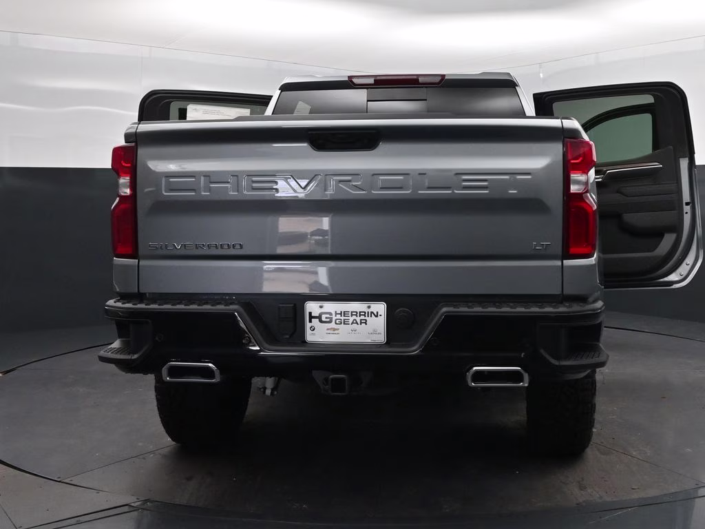 2026 Sterling Gray Metallic Chevrolet Silverado 1500 LT Trail Boss 4X4 Truck