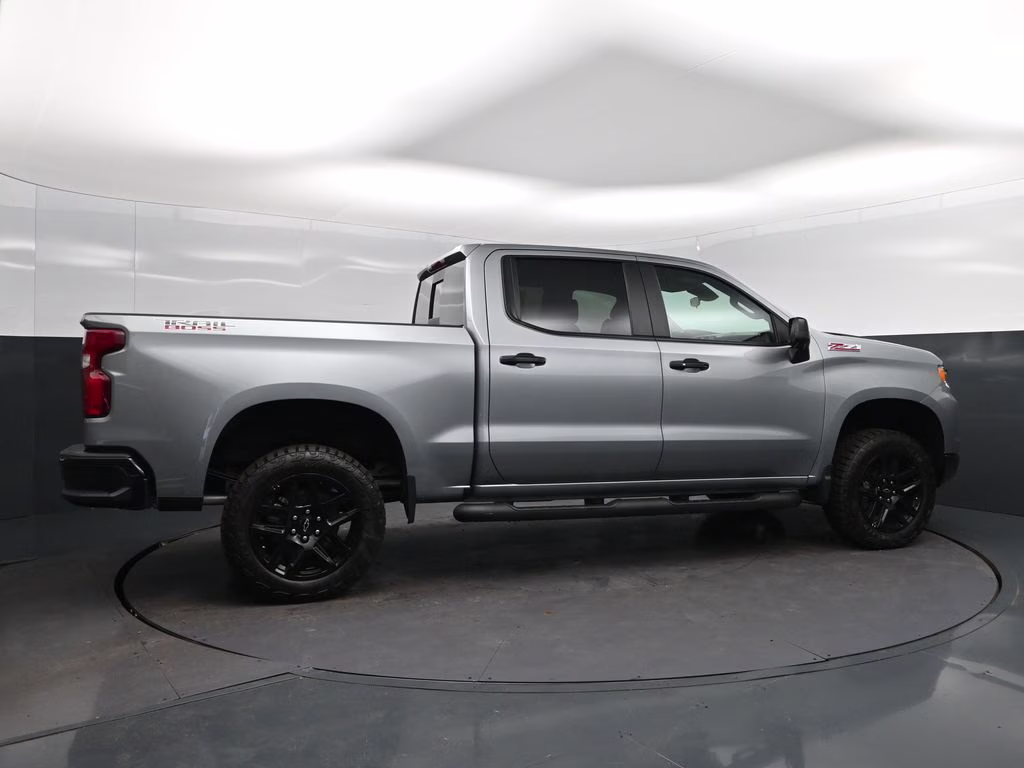 2026 Sterling Gray Metallic Chevrolet Silverado 1500 LT Trail Boss 4X4 Truck