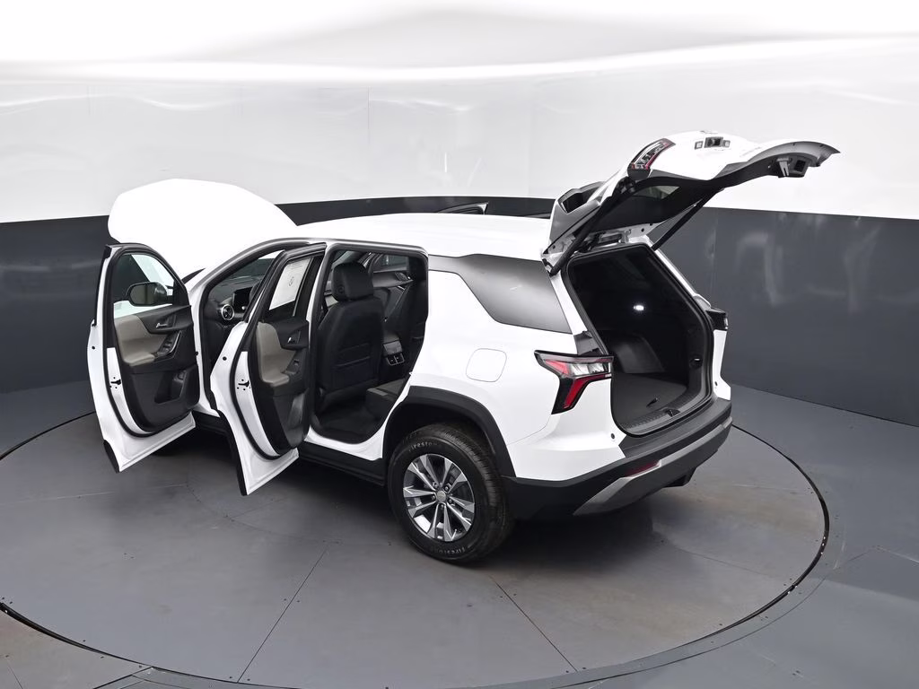 2026 Summit White Chevrolet Equinox LT FWD SUV