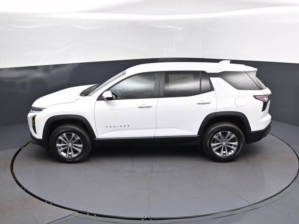 2026 Summit White Chevrolet Equinox LT FWD SUV