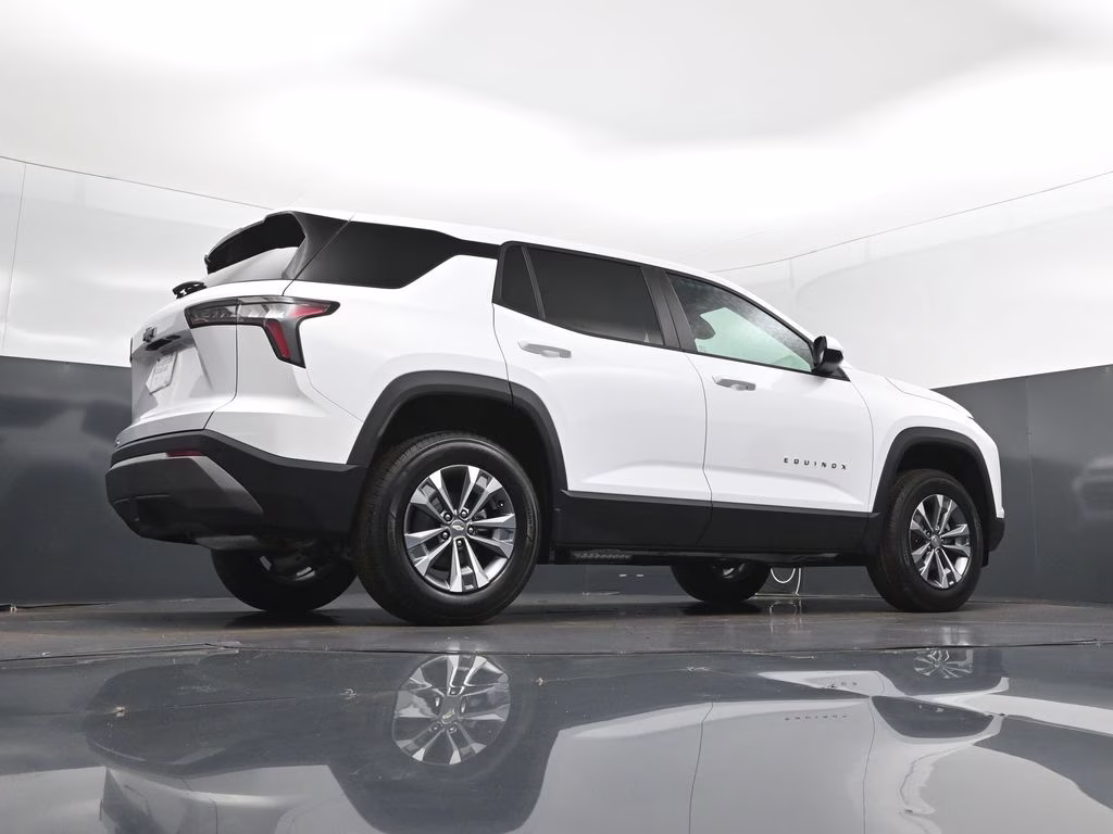 2026 Summit White Chevrolet Equinox LT FWD SUV