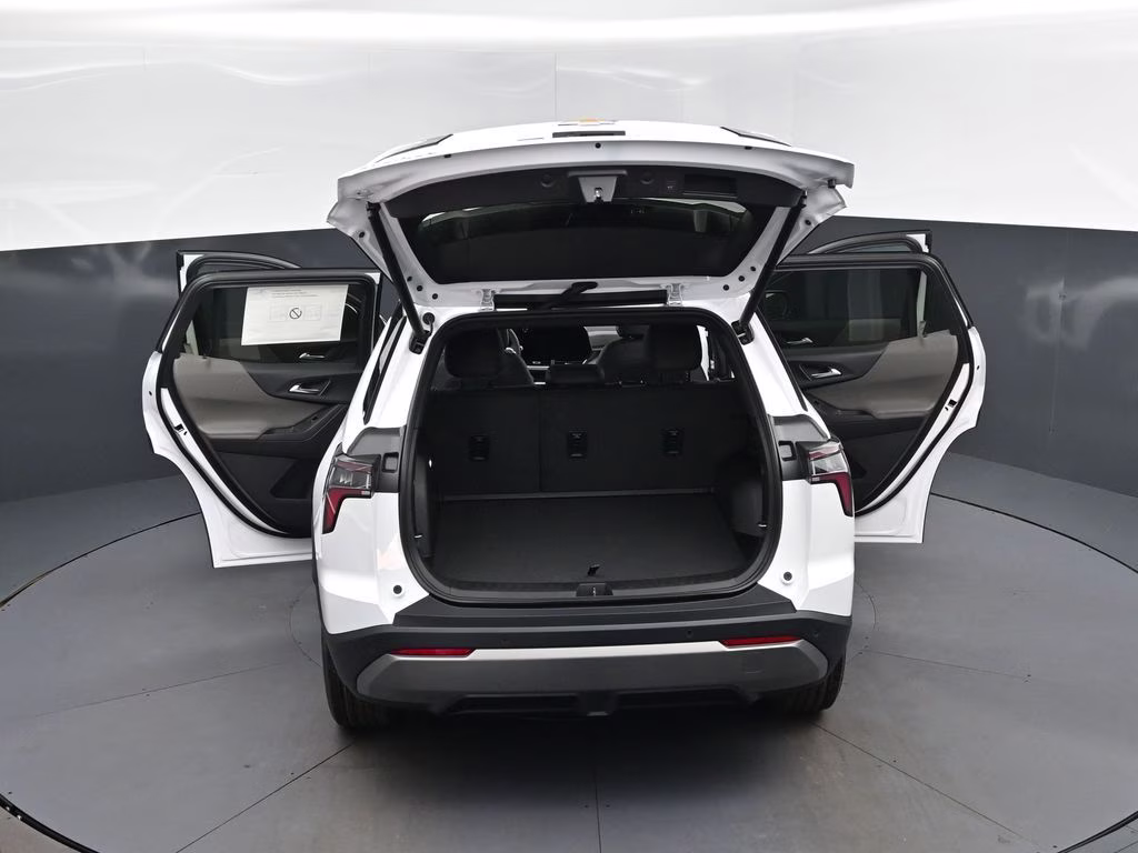 2026 Summit White Chevrolet Equinox LT FWD SUV