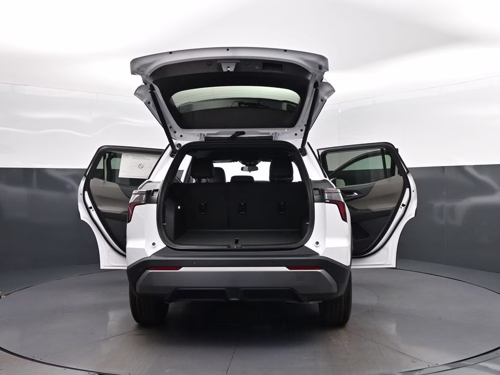 2026 Summit White Chevrolet Equinox LT FWD SUV