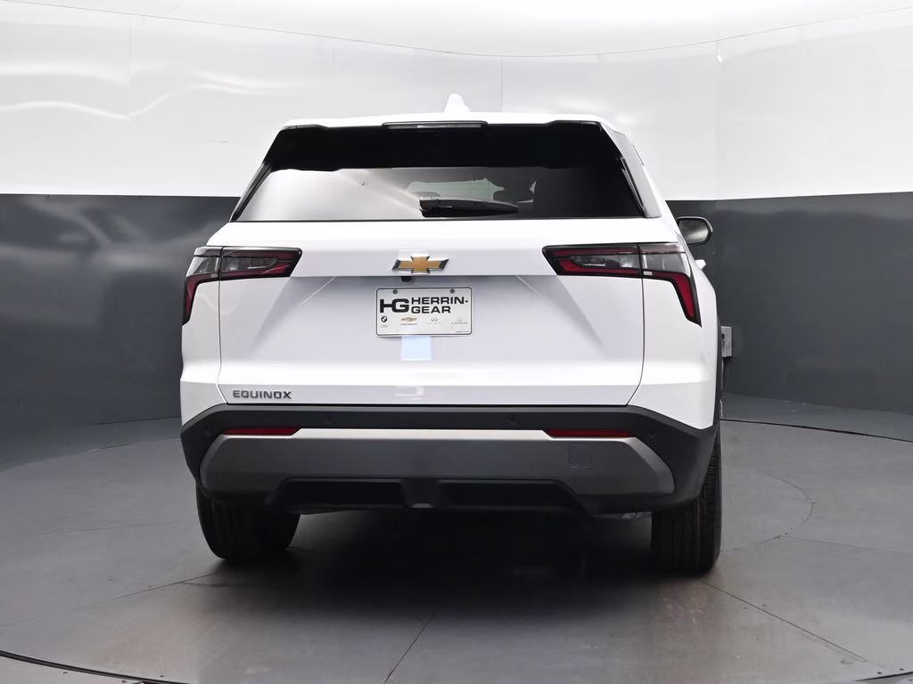 2026 Summit White Chevrolet Equinox LT FWD SUV
