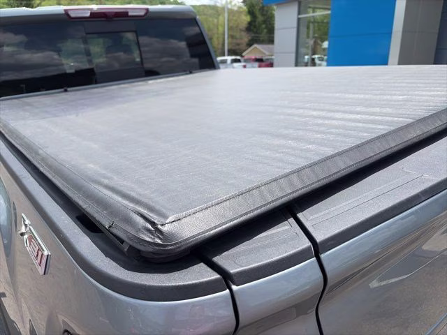 2024 Sterling Metallic GMC Sierra 2500HD SLE 4X4 Truck
