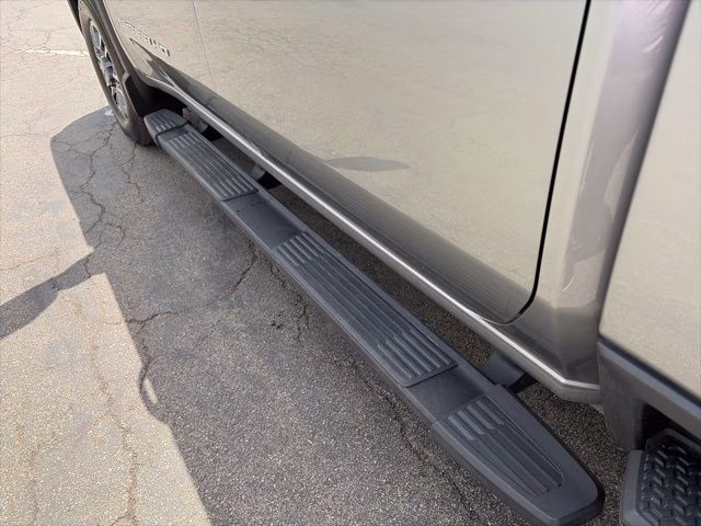 2024 Sterling Metallic GMC Sierra 2500HD SLE 4X4 Truck
