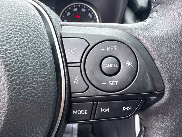 2022 Magnetic Gray Metallic Toyota RAV4 XLE AWD SUV