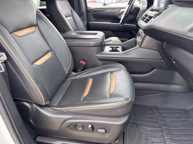 2021 White Frost GMC Yukon XL AT4 4X4 SUV