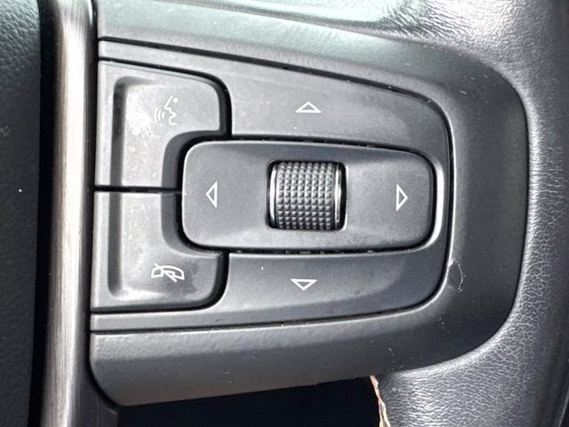 2021 White Frost GMC Yukon XL AT4 4X4 SUV