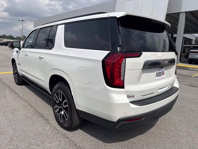 2021 White Frost GMC Yukon XL AT4 4X4 SUV