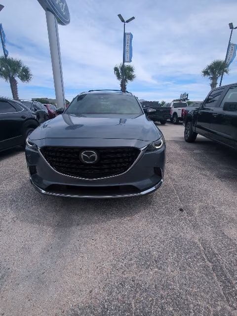 2022 Polymetal Gray Metallic Mazda CX-9 Carbon Edition AWD SUV