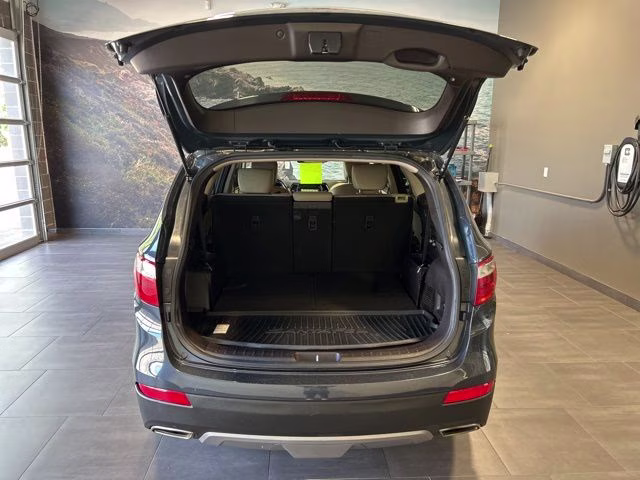 2013 Night Sky Pearl Hyundai Santa Fe GLS FWD SUV