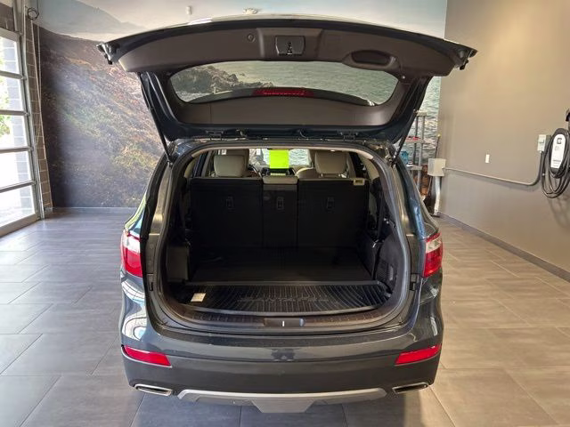 2013 Night Sky Pearl Hyundai Santa Fe GLS FWD SUV