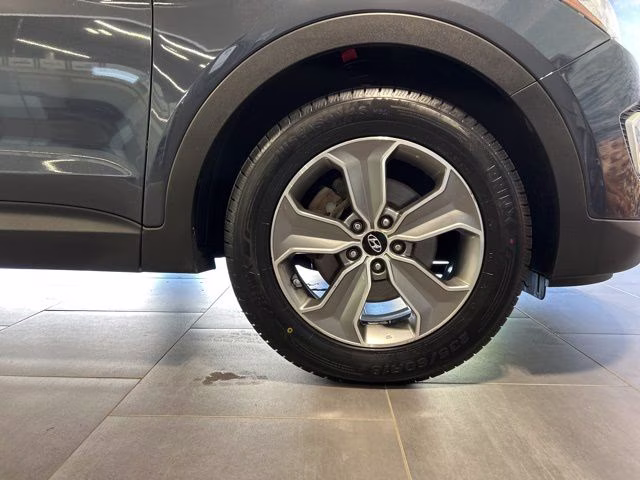 2013 Night Sky Pearl Hyundai Santa Fe GLS FWD SUV