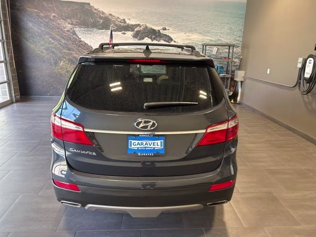 2013 Night Sky Pearl Hyundai Santa Fe GLS FWD SUV