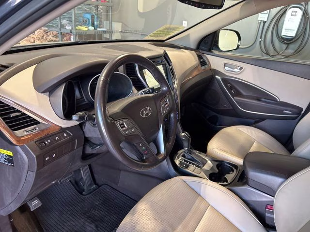 2013 Night Sky Pearl Hyundai Santa Fe GLS FWD SUV