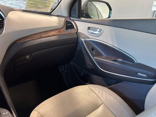 2013 Night Sky Pearl Hyundai Santa Fe GLS FWD SUV