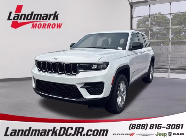 2026 Bright White Clearcoat Jeep Grand Cherokee Laredo X RWD SUV