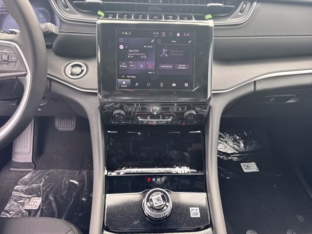 2026 Bright White Clearcoat Jeep Grand Cherokee Laredo X RWD SUV