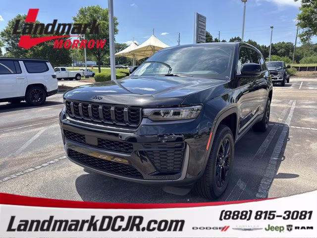 2026 Diamond Black Crystal Pearlcoat Jeep Grand Cherokee L Laredo Altitude RWD SUV