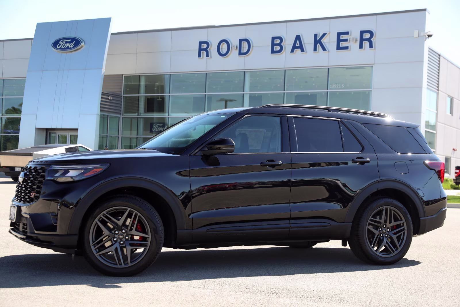 2026 Agate Black Metallic Ford Explorer ST 4X4 SUV