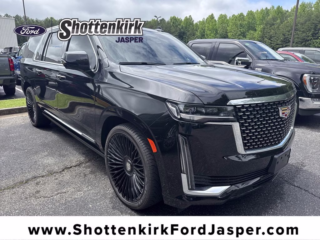 2024 Cadillac Escalade ESV 4WD Premium Luxury's photo
