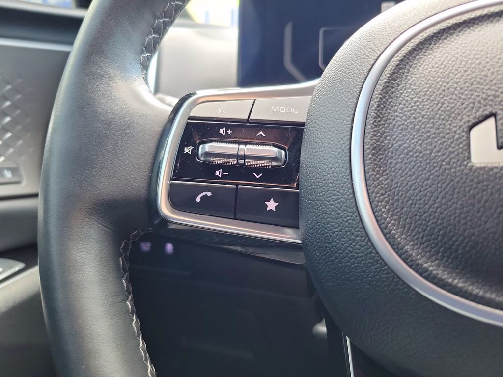 2025 Interstellar Gray Kia Sorento Hybrid SX Prestige AWD SUV