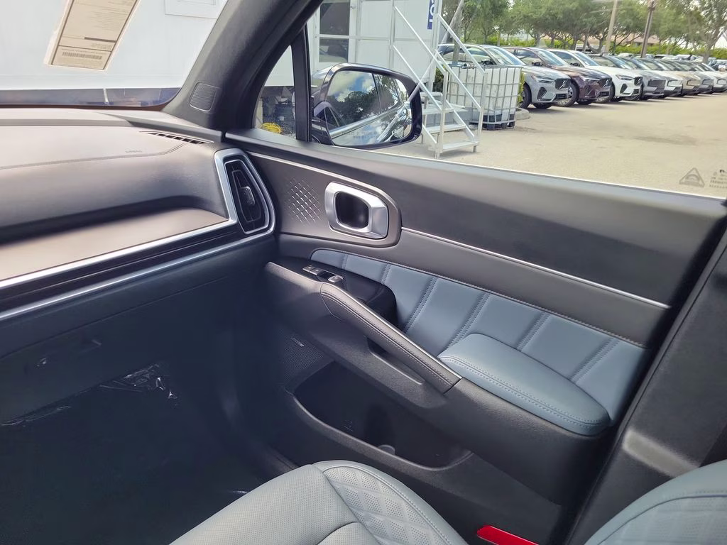 2025 Interstellar Gray Kia Sorento Hybrid SX Prestige AWD SUV