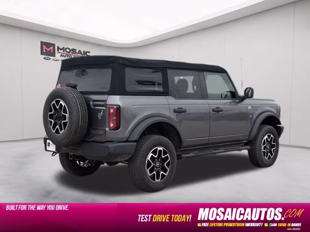 2022 Gray Metallic Ford Bronco Big Bend 4X4 SUV
