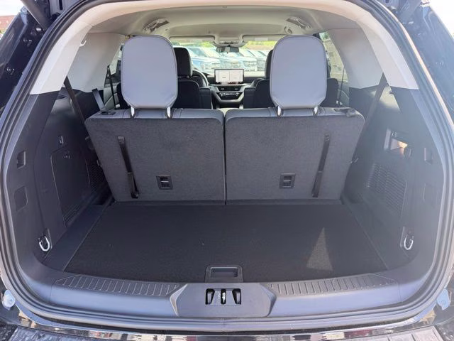2026 Agate Black Metallic Ford Explorer Active 4X4 SUV