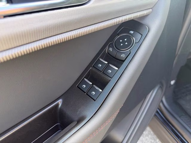 2026 Agate Black Metallic Ford Explorer Active 4X4 SUV