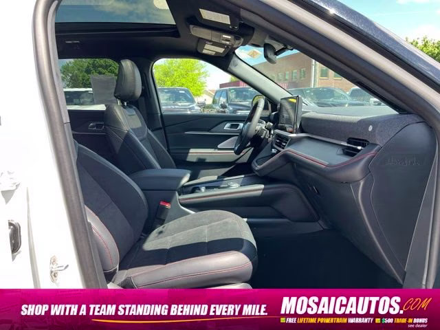 2026 Star White Metallic Tri-Coat Ford Explorer ST 4X4 SUV