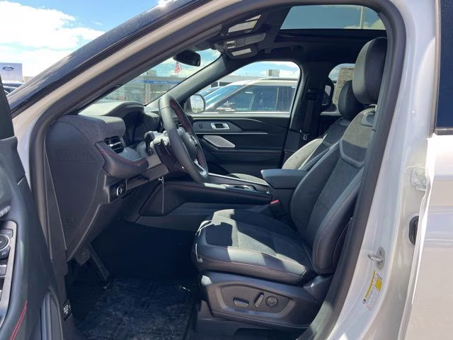 2026 Star White Metallic Tri-Coat Ford Explorer ST 4X4 SUV