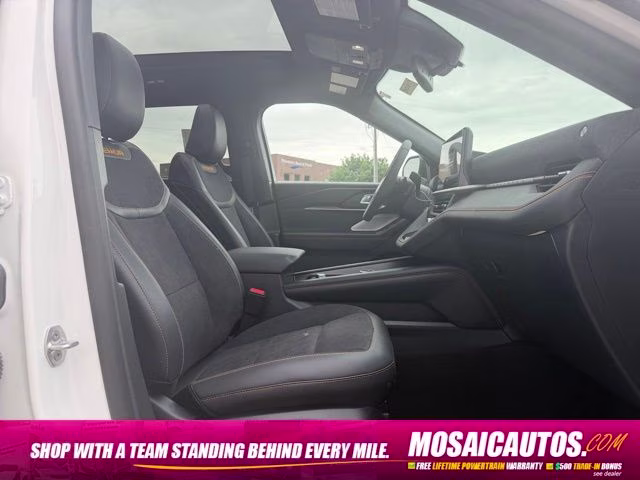 2026 Star White Metallic Tri-Coat Ford Explorer Tremor 4X4 SUV