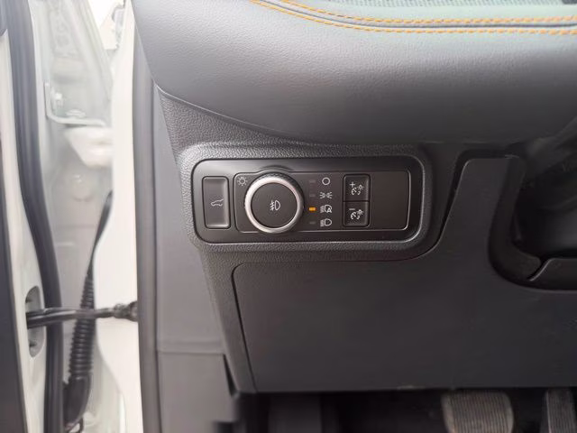 2026 Star White Metallic Tri-Coat Ford Explorer Tremor 4X4 SUV