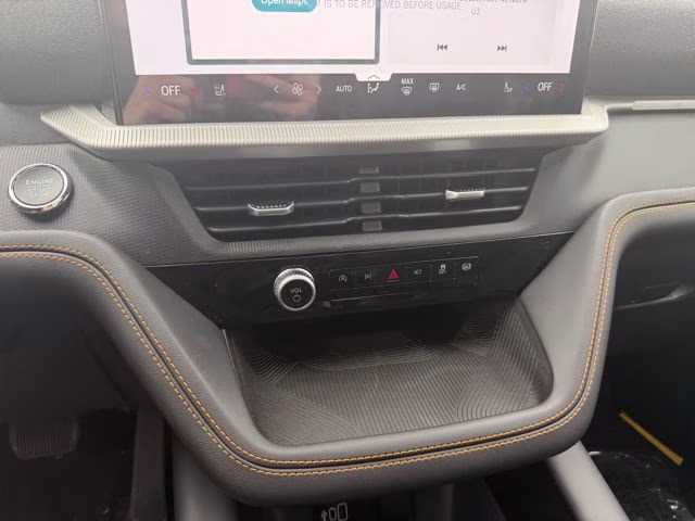 2026 Star White Metallic Tri-Coat Ford Explorer Tremor 4X4 SUV