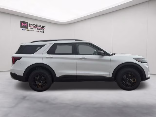2026 Star White Metallic Tri-Coat Ford Explorer Tremor 4X4 SUV
