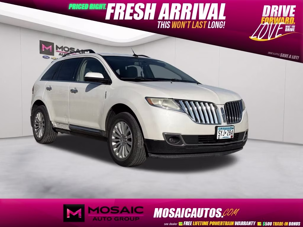 2011 White Platinum Clearcoat Metallic Lincoln MKX Base FWD SUV