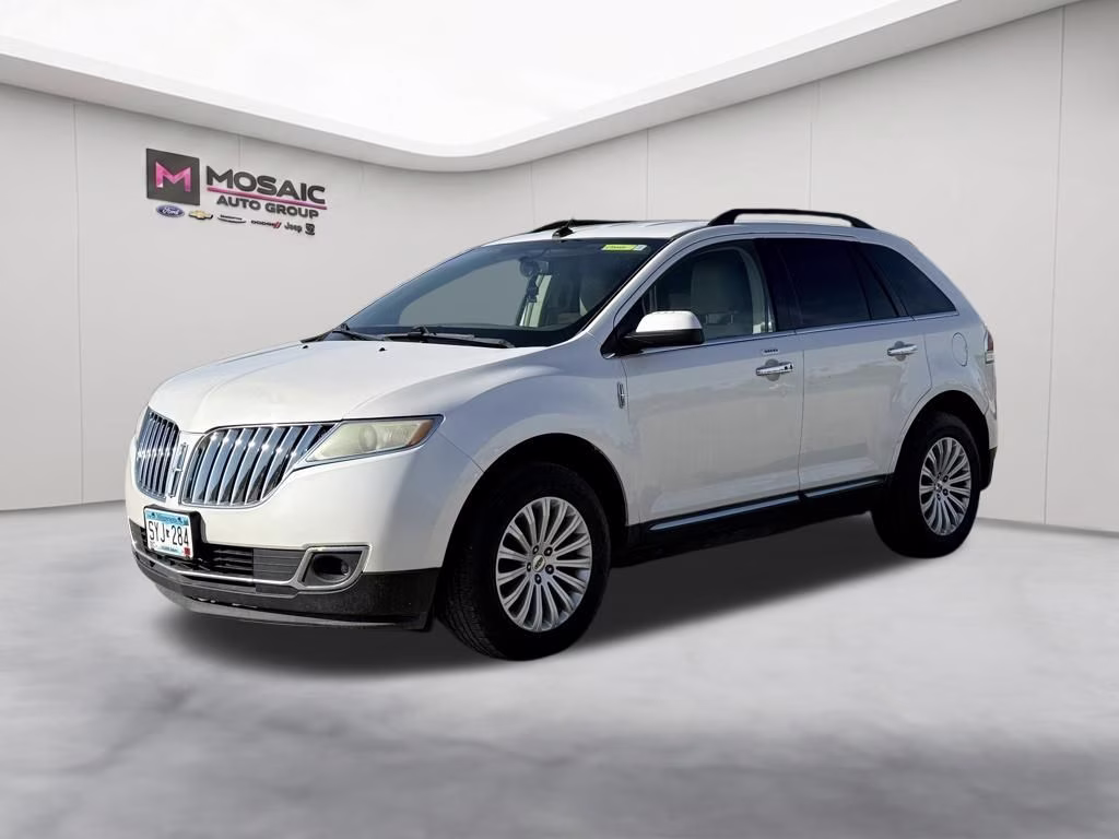 2011 White Platinum Clearcoat Metallic Lincoln MKX Base FWD SUV