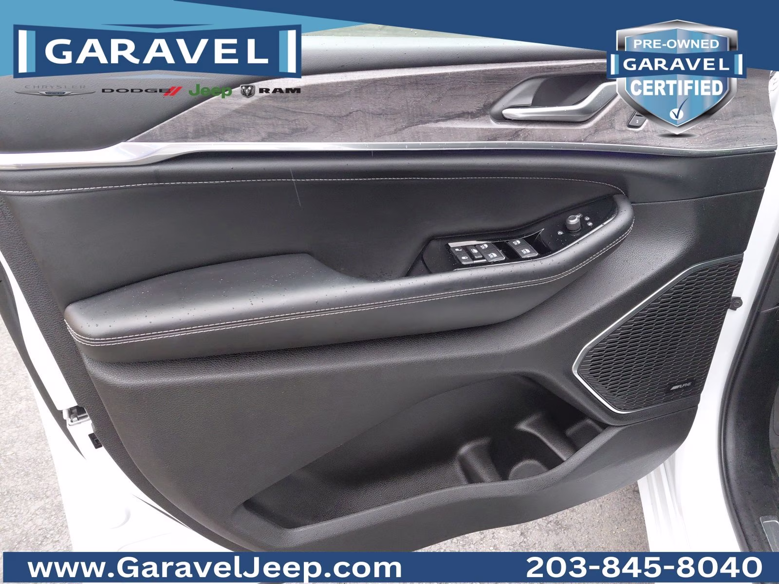 2023 Bright White Clearcoat Jeep Grand Cherokee L Overland 4X4 SUV