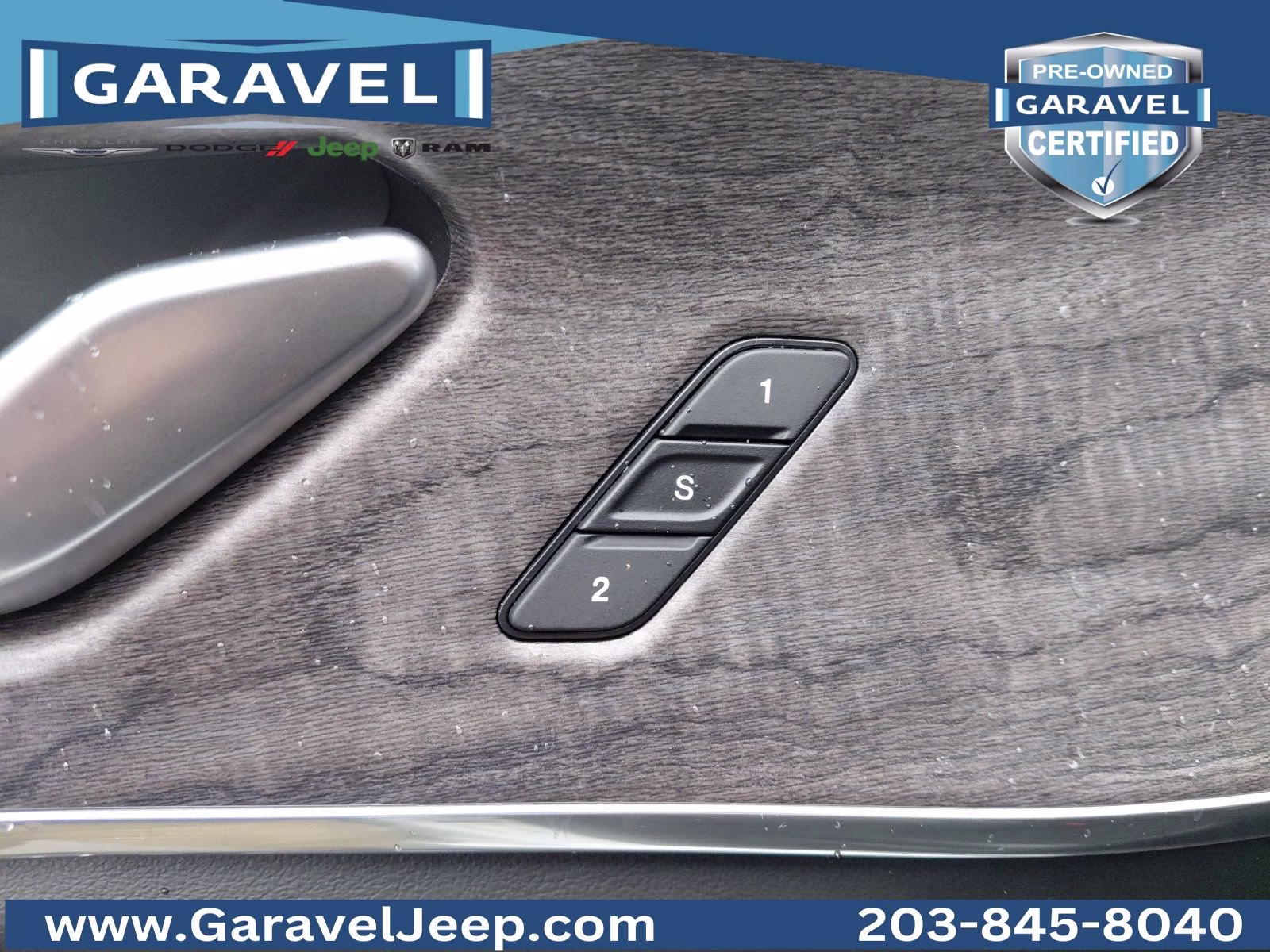 2023 Bright White Clearcoat Jeep Grand Cherokee L Overland 4X4 SUV