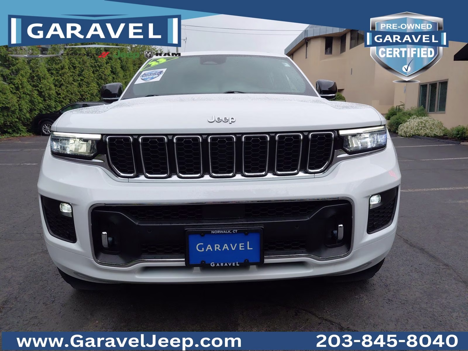 2023 Bright White Clearcoat Jeep Grand Cherokee L Overland 4X4 SUV
