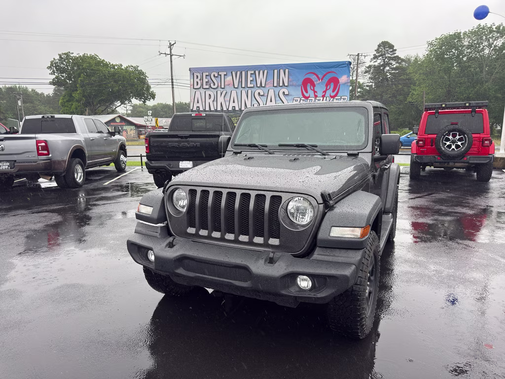 2023 Granite Crystal Metallic Clearcoat Jeep Wrangler Sport 4X4 SUV