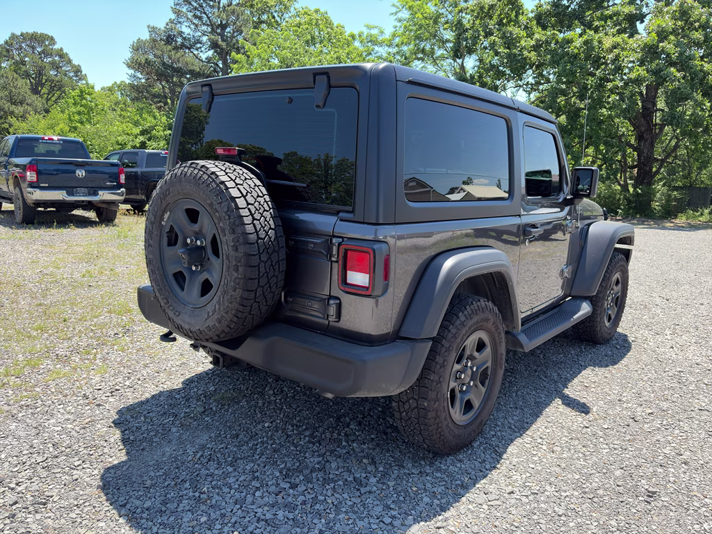 2023 Granite Crystal Metallic Clearcoat Jeep Wrangler Sport 4X4 SUV