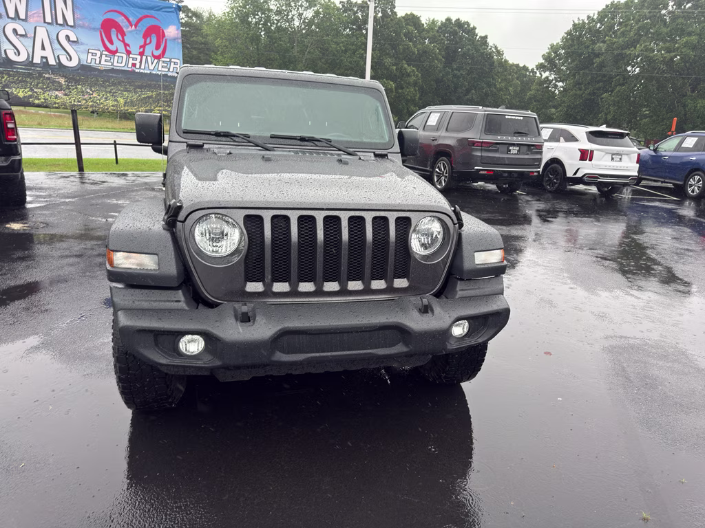 2023 Granite Crystal Metallic Clearcoat Jeep Wrangler Sport 4X4 SUV