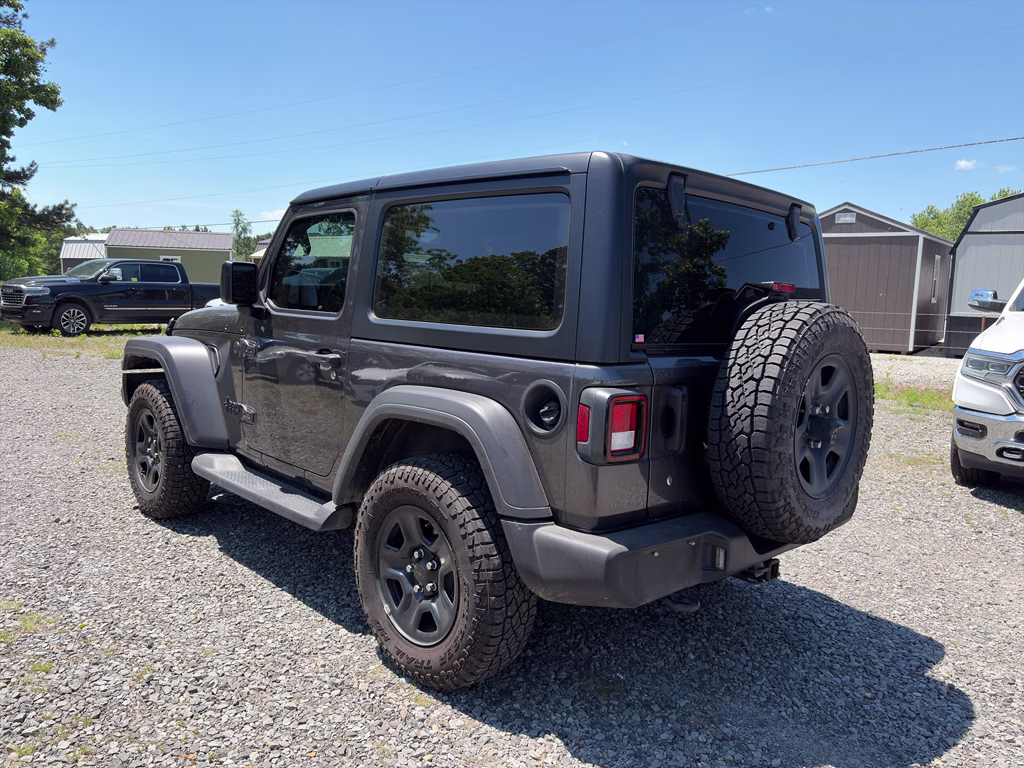 2023 Granite Crystal Metallic Clearcoat Jeep Wrangler Sport 4X4 SUV